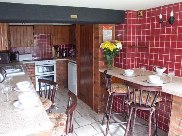 Severn Bank Lodge Shrawley ภายนอก รูปภาพ